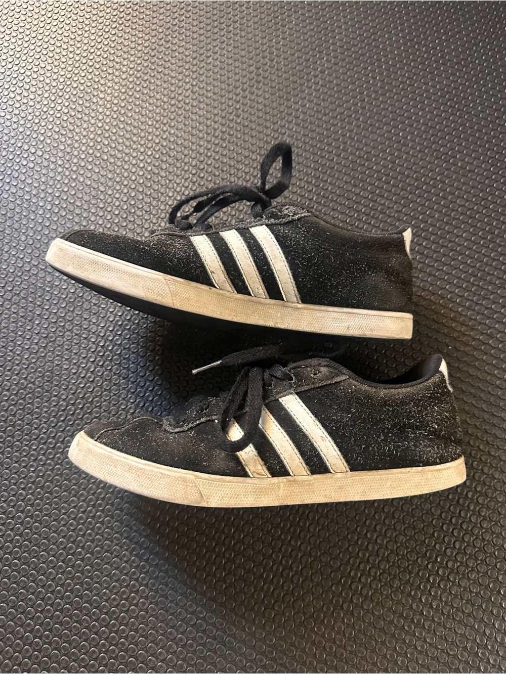adidas black suede Campus shoe with White Three Stripes